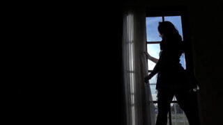 Mandy Muse estrellando su enorme culo redondo sobre unos huevotes