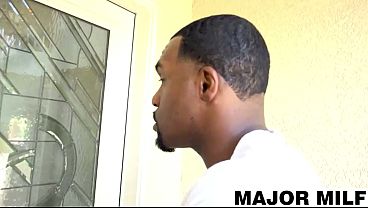 Makayla Cox Rides Rome Major’s Thick Cock In Interracial Workout!